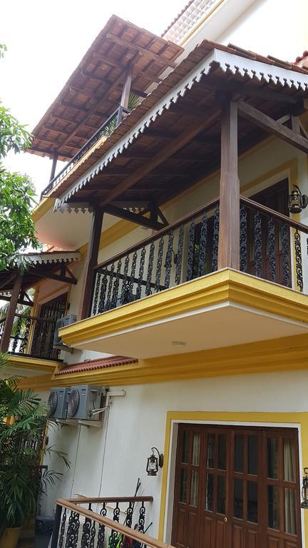 De Hibiscus Hotel Candolim Exterior photo